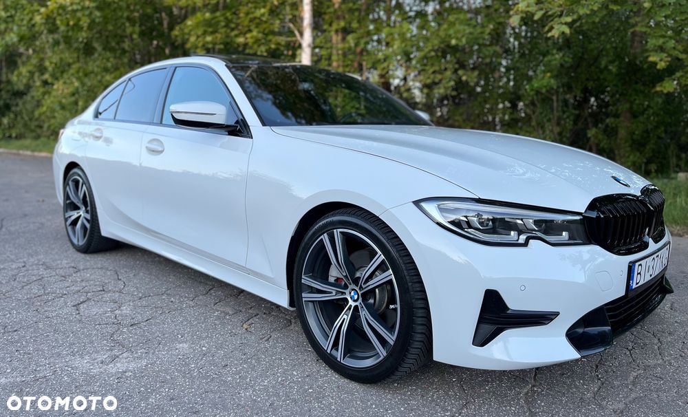 BMW Seria 3 330i - 4