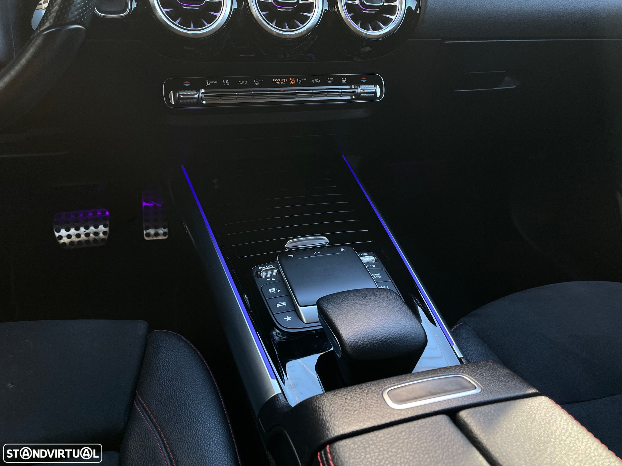 Mercedes-Benz GLA 250 e AMG Line - 33