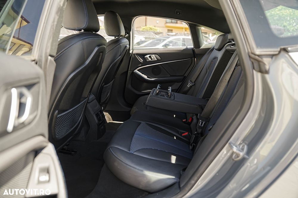 BMW Seria 2 218i Aut. M Sport - 21