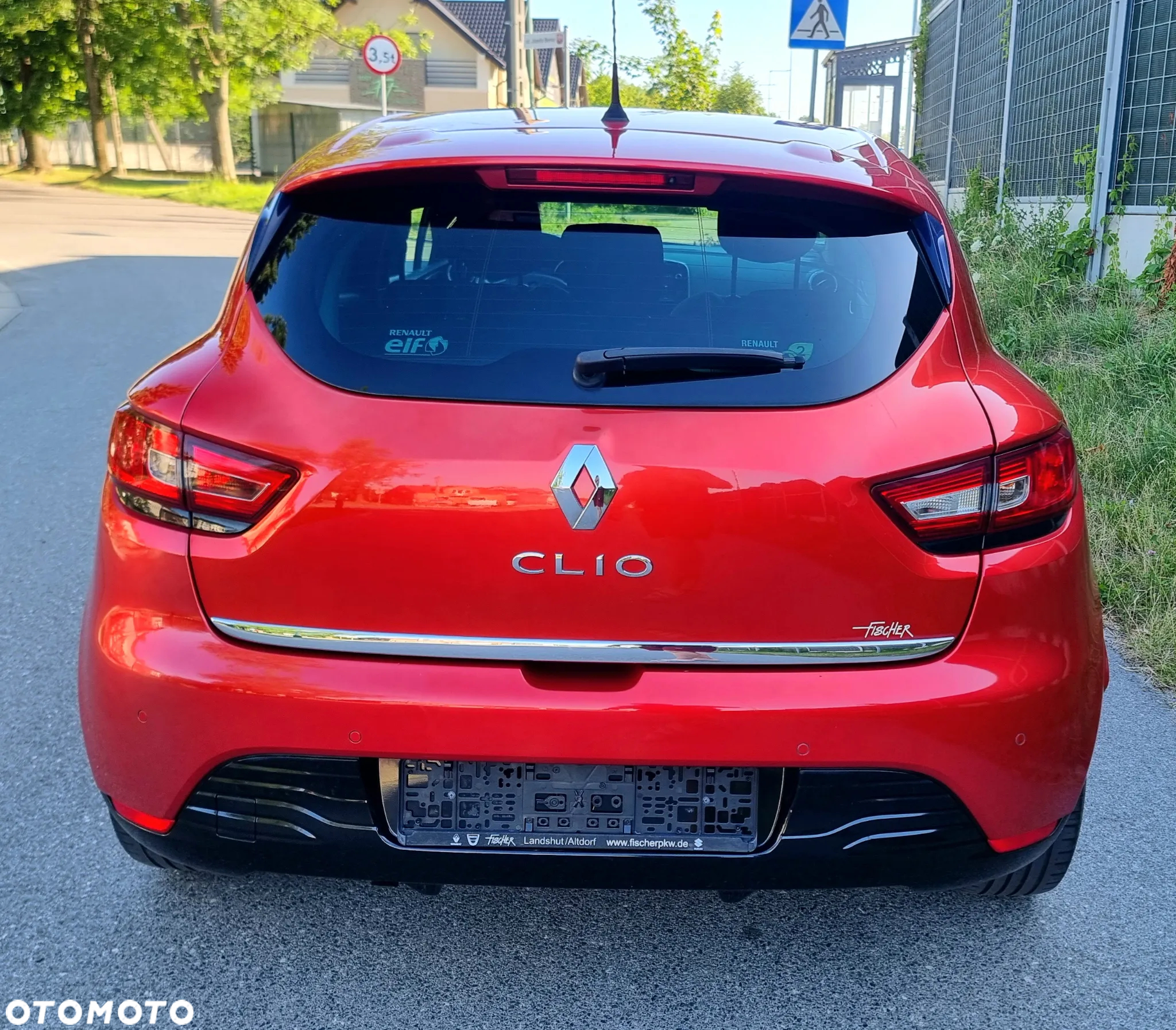 Renault Clio 1.2 16V Limited EU6 - 8