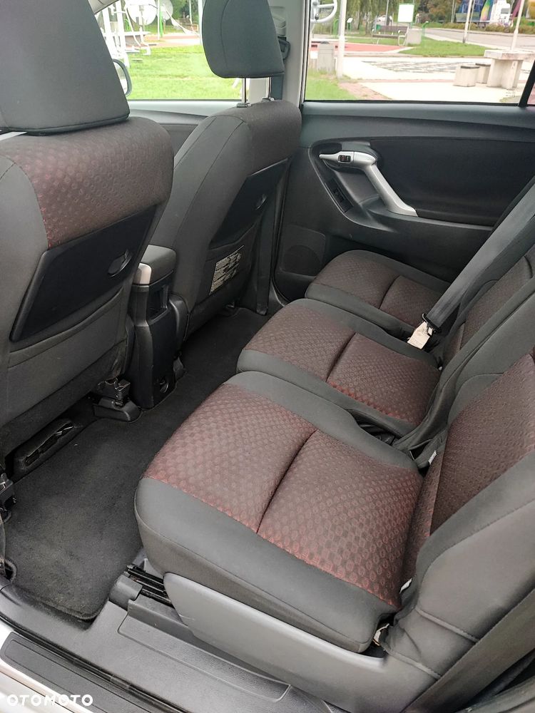 Toyota Verso - 18