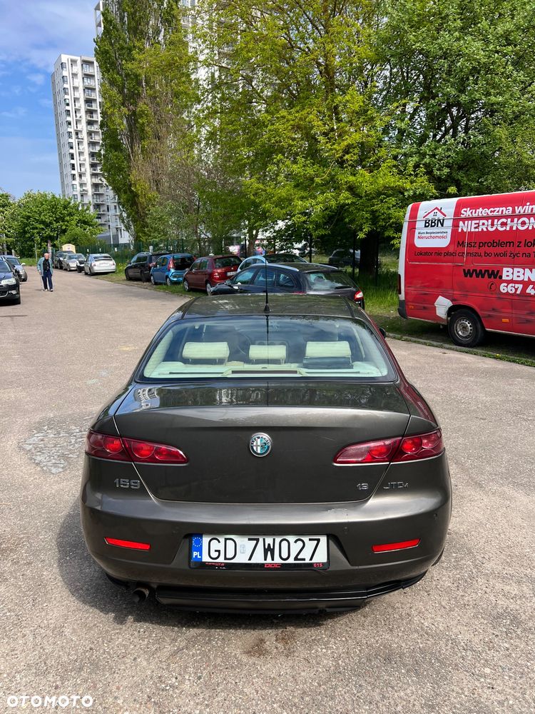 Alfa Romeo 159 - 8