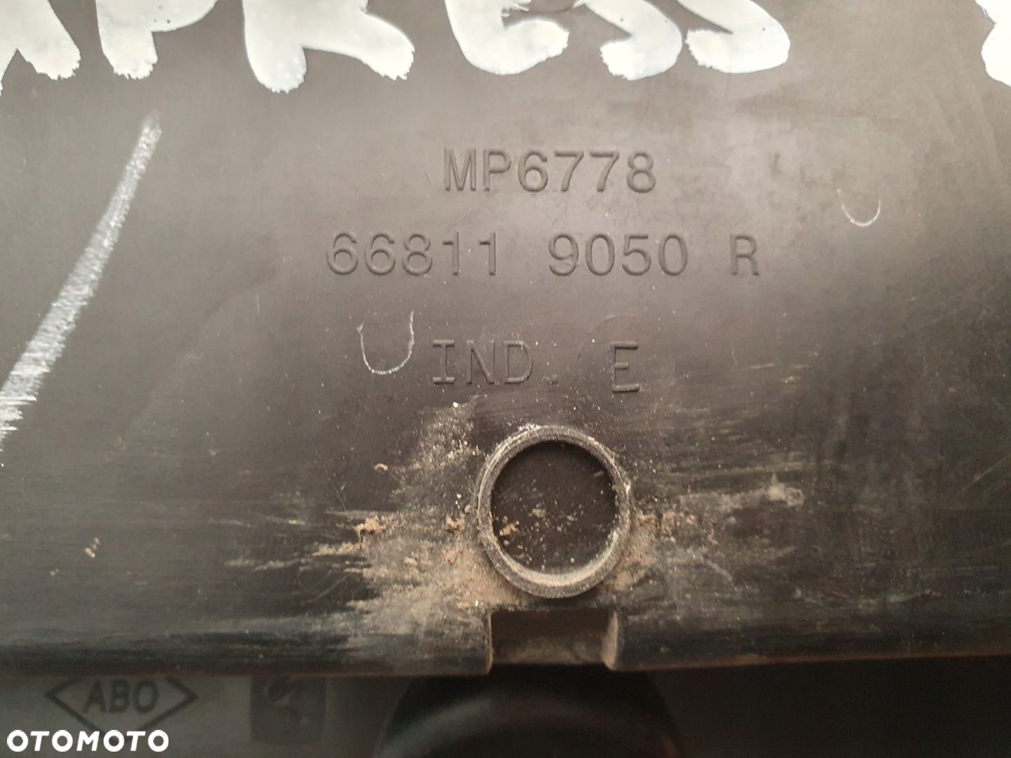 PODSZYBIE PLASTIKOWE METALOWE RENAULT EXPRESS USZCZE. 668119050R 663126912R - 9