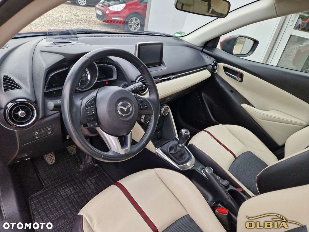 Mazda 2 - 24