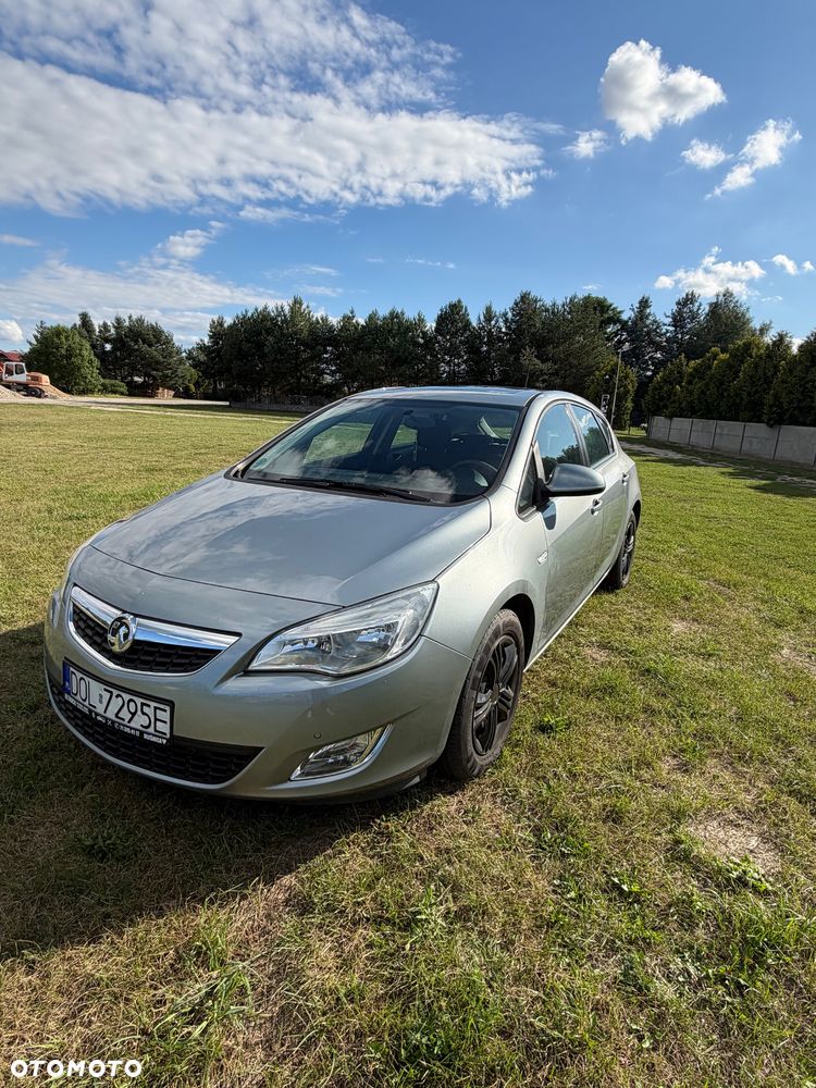 Opel Astra 1.6 - 10