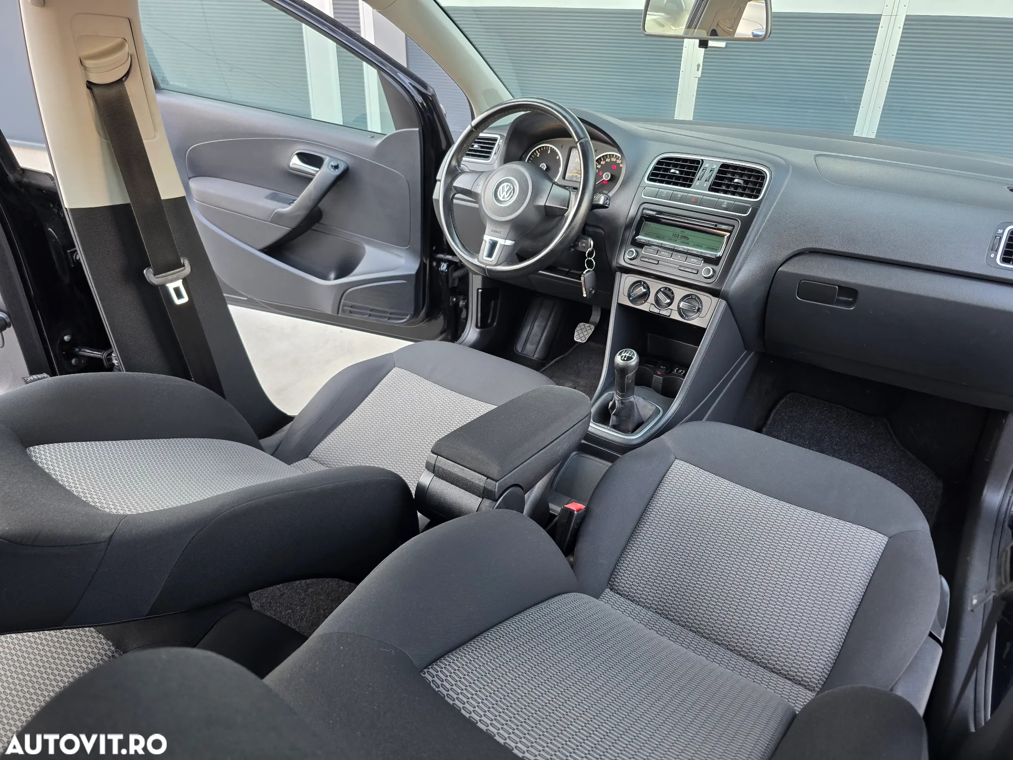 Volkswagen Polo 1.2 TDI Blue Motion - 13