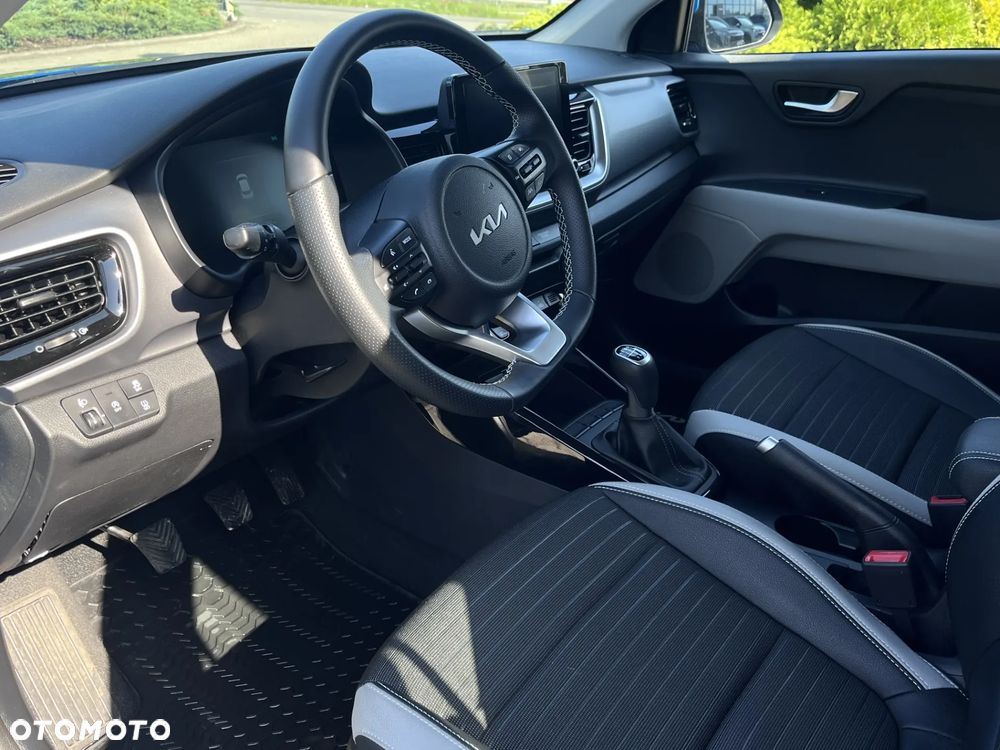 Kia Stonic 1.0 T-GDI L - 10
