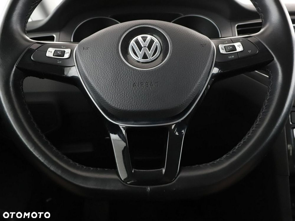 Volkswagen Golf Sportsvan SV 1.0 TSI Comfortline - 22