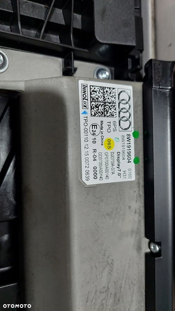 Monitor wyświetlacz Audi A4B9 R 2017 nr 8W1919604 - 2