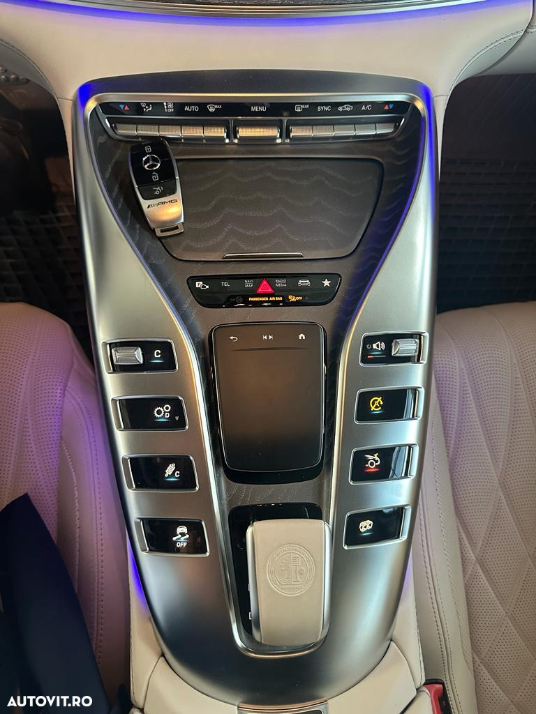 Mercedes-Benz AMG GT 53 4MATIC+ MHEV - 14