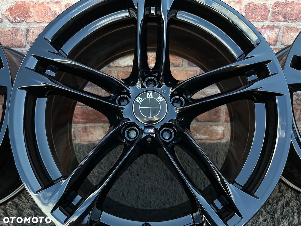 Oryginalne czarne felgi 18 BMW 5x120 M pakiet styling 613 F10 Z3 Z4 E46 X1 X3 E83 E90 F30 F32 F34 GT F01 F12 F20 E87 E60 xDrive 8j ET30 9j ET44 Performance - 10