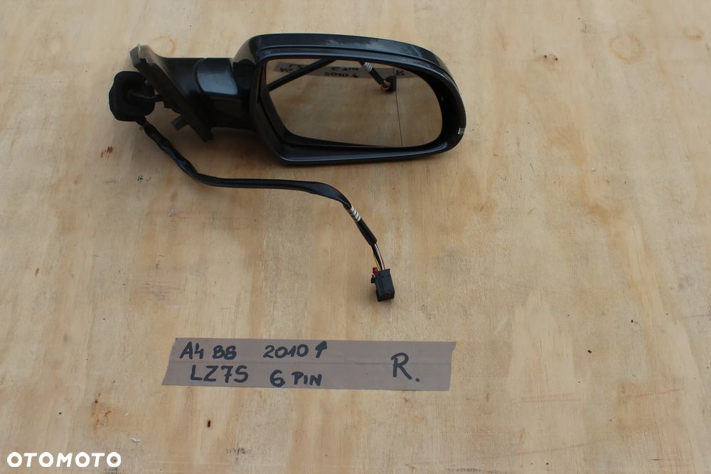 LUSTERKO PRAWE AUDI A4 B8 6 PIN LZ7S EUROPA 2012