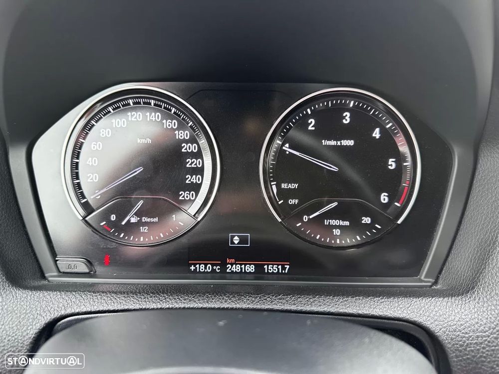 BMW 116 d Sport Line - 34