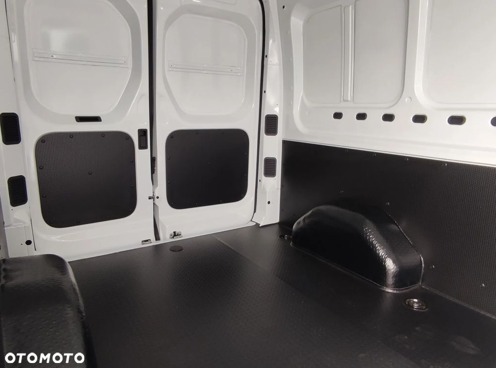 Maxus Deliver 9 - 12