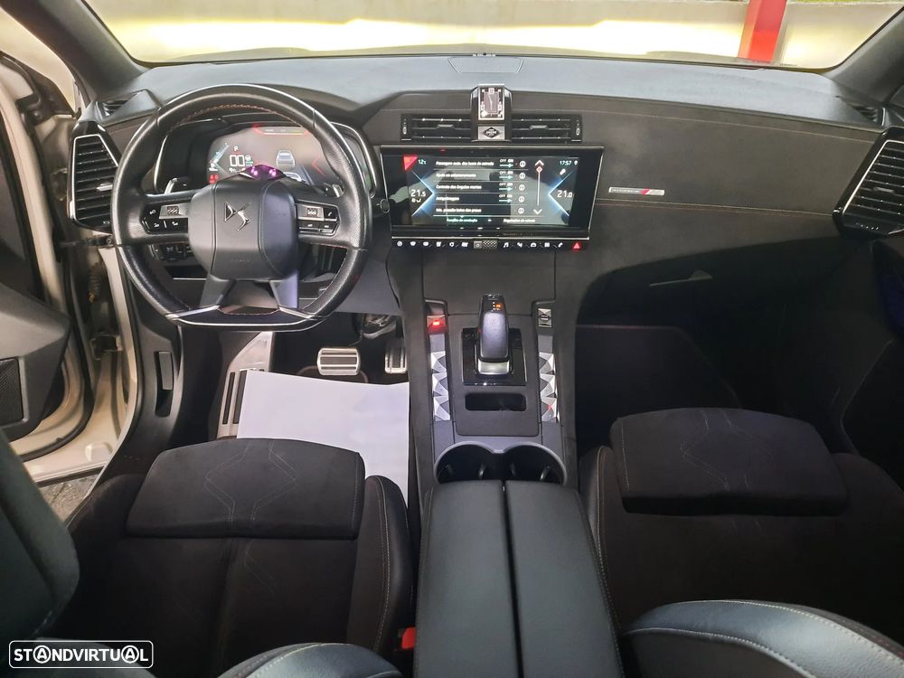 DS DS7 Crossback E-Tense Performance Line EAT8 - 2