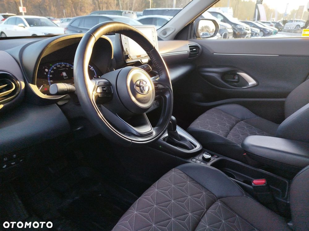 Toyota Yaris Cross - 10