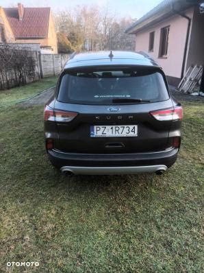 Ford Kuga - 2