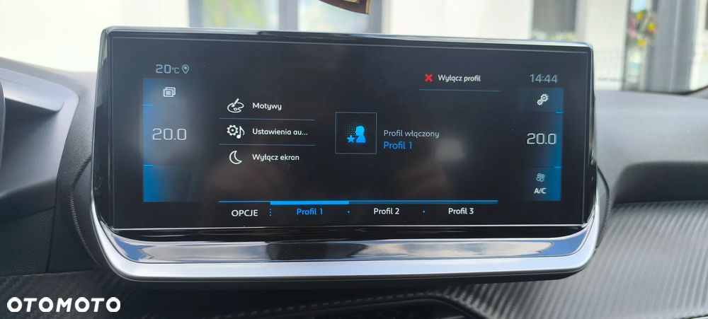 Peugeot 2008 PureTech 130 EAT8 Allure Pack - 27