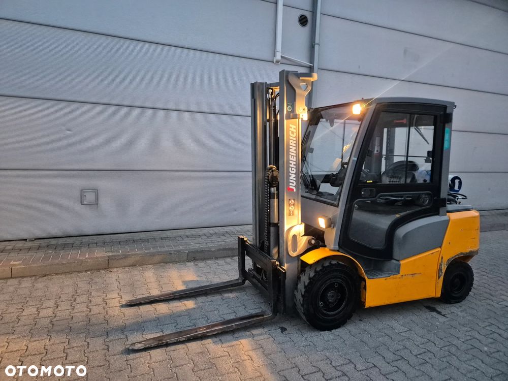 Jungheinrich Tfg 425 - 1
