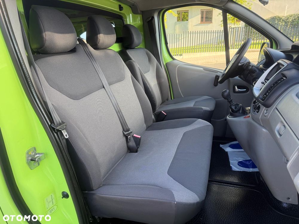 Renault Trafic - 13