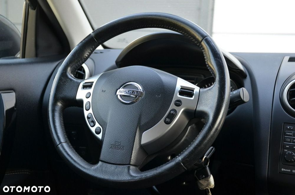 Nissan Qashqai - 32