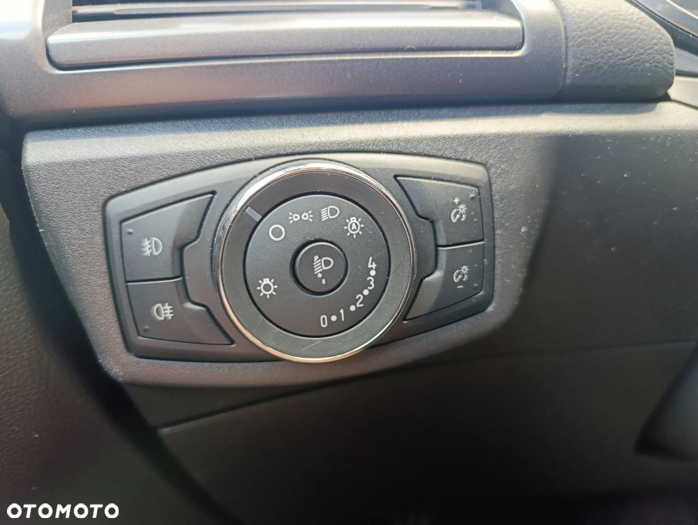 Ford Mondeo 2.0 TDCi STart-Stopp PowerShift-Aut Titanium - 36