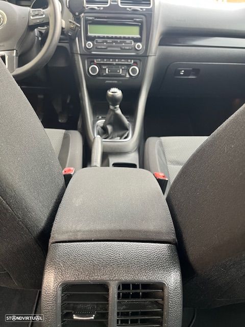 VW Golf Variant 1.6 TDi Confortline - 24