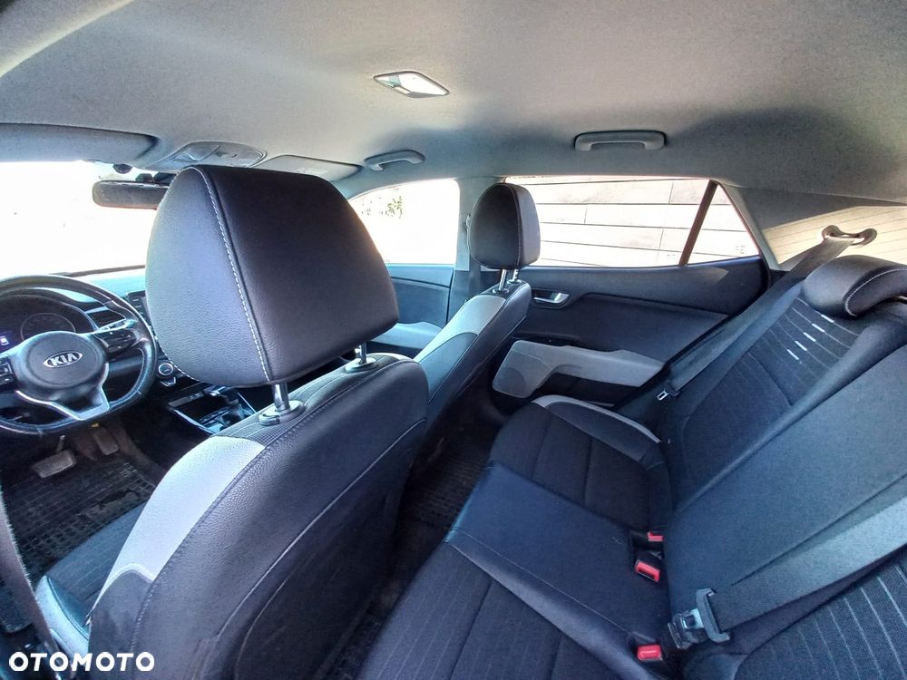 Kia Stonic - 15