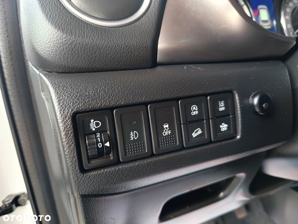 Suzuki Vitara 1.0 Boosterjet Premium 4WD - 38