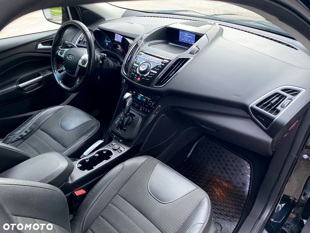 Ford Kuga 2.0 TDCi 4WD Titanium - 24