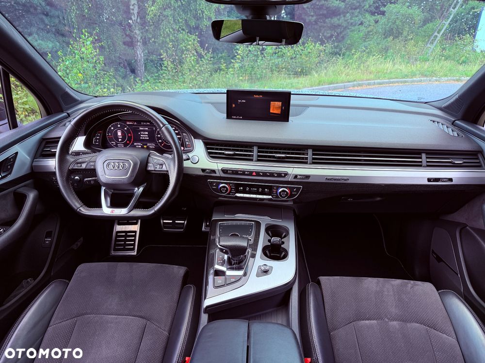 Audi Q7 - 32