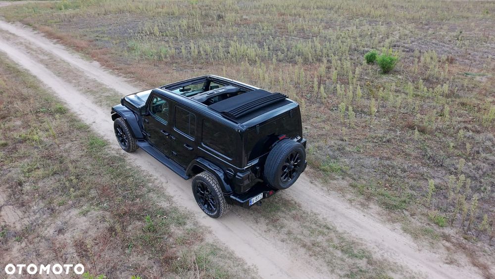 Jeep Wrangler - 27