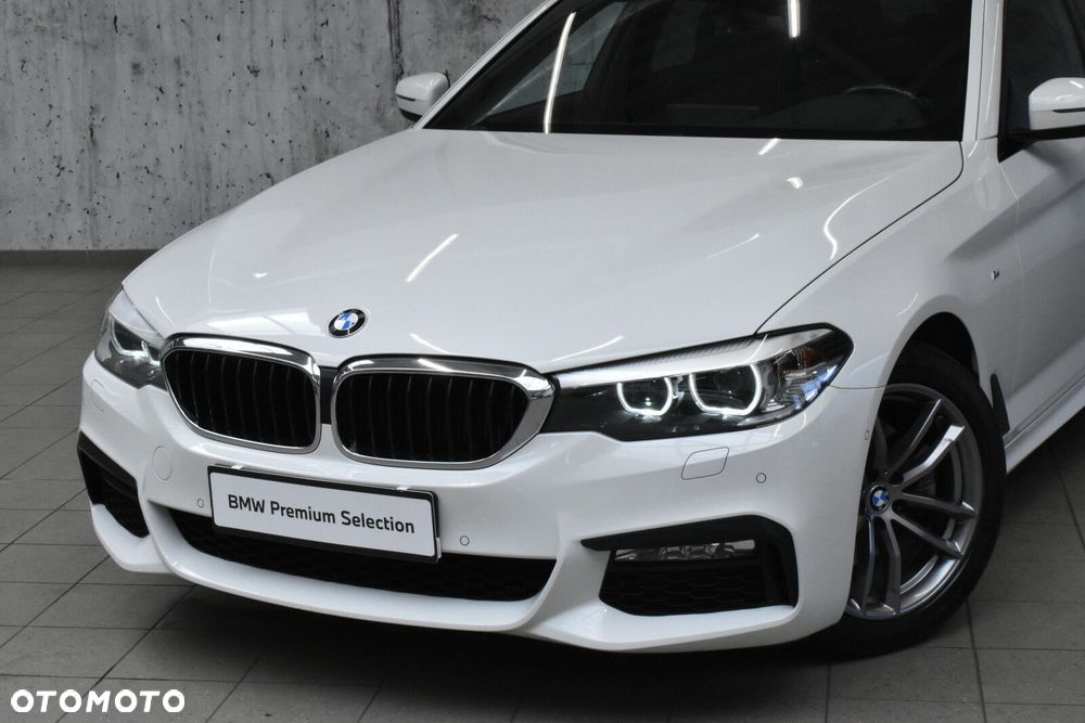 BMW Seria 5 520d xDrive M Sport sport - 24