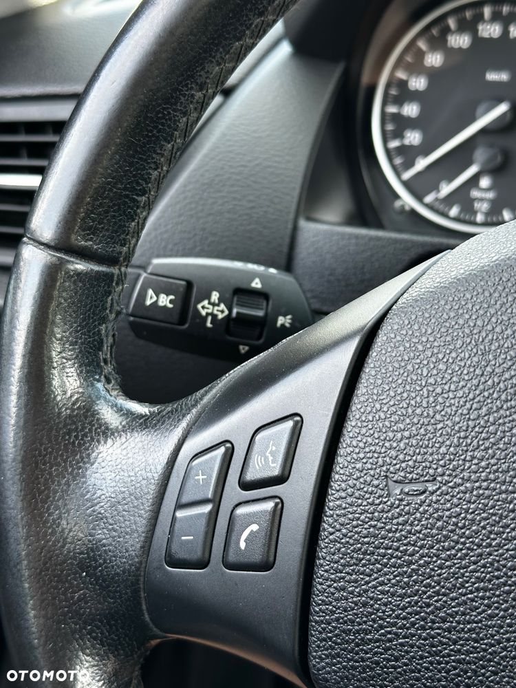 BMW X1 sDrive18d - 22