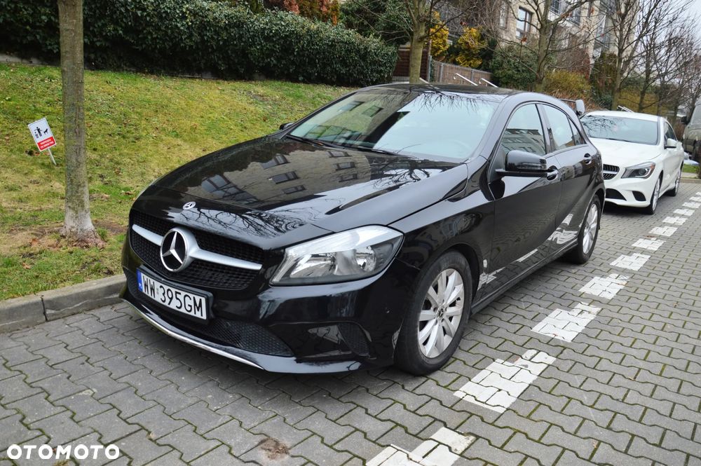 Mercedes-Benz Klasa A 180 BlueEFFICIENCY Edition - 3