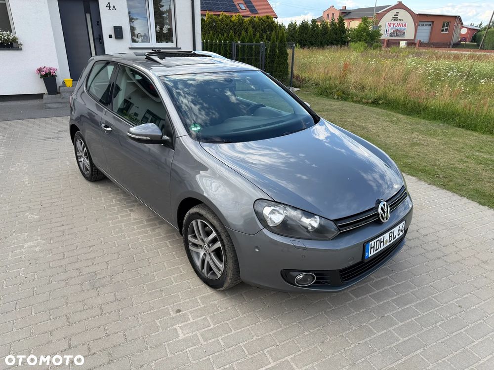 Volkswagen Golf 2.0 TDI DPF DSG Highline - 19