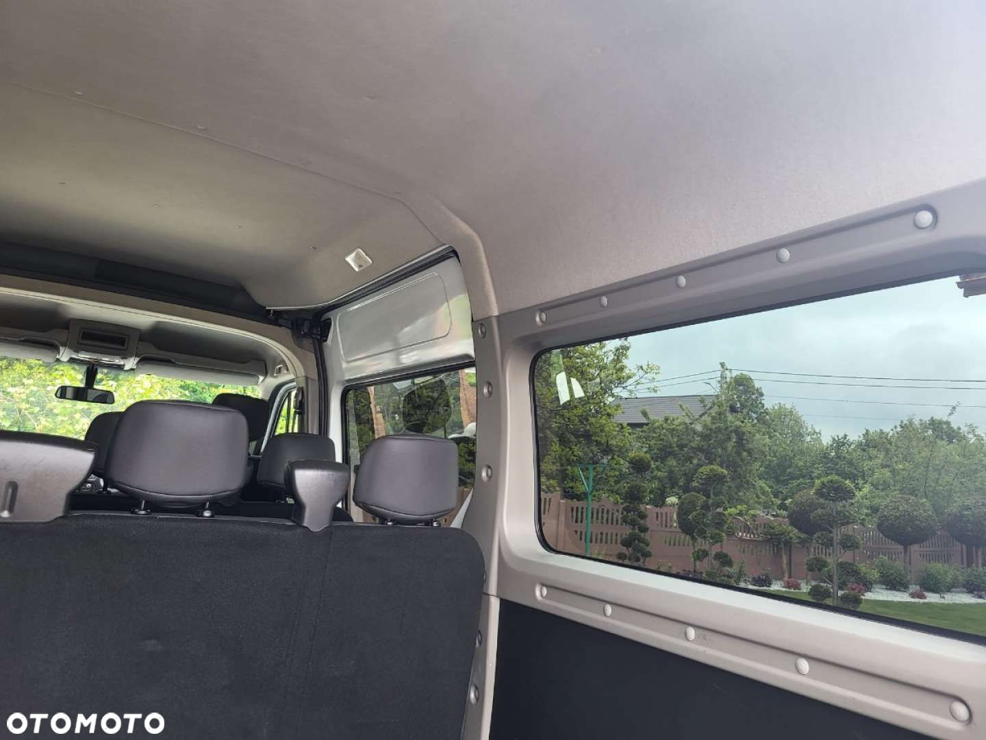 Renault Master 2.3 170ps. L2H2  8-osobowy - 29