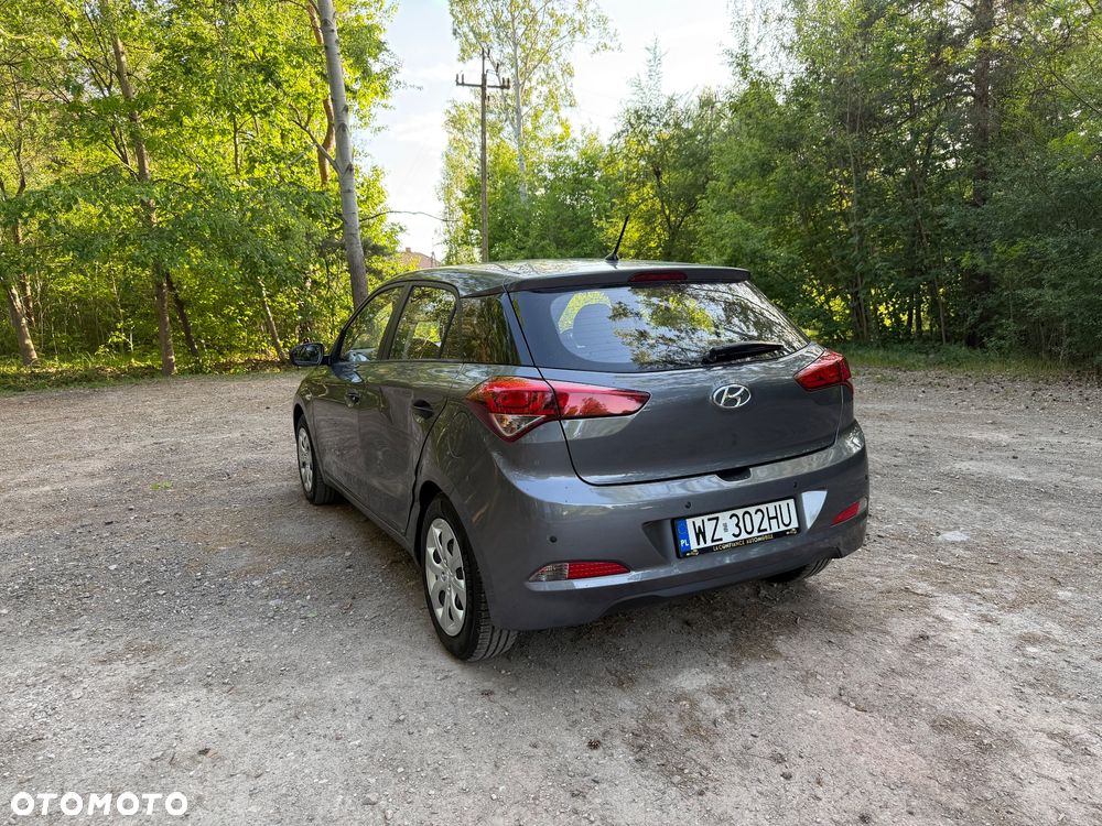 Hyundai i20 1.2 - 7