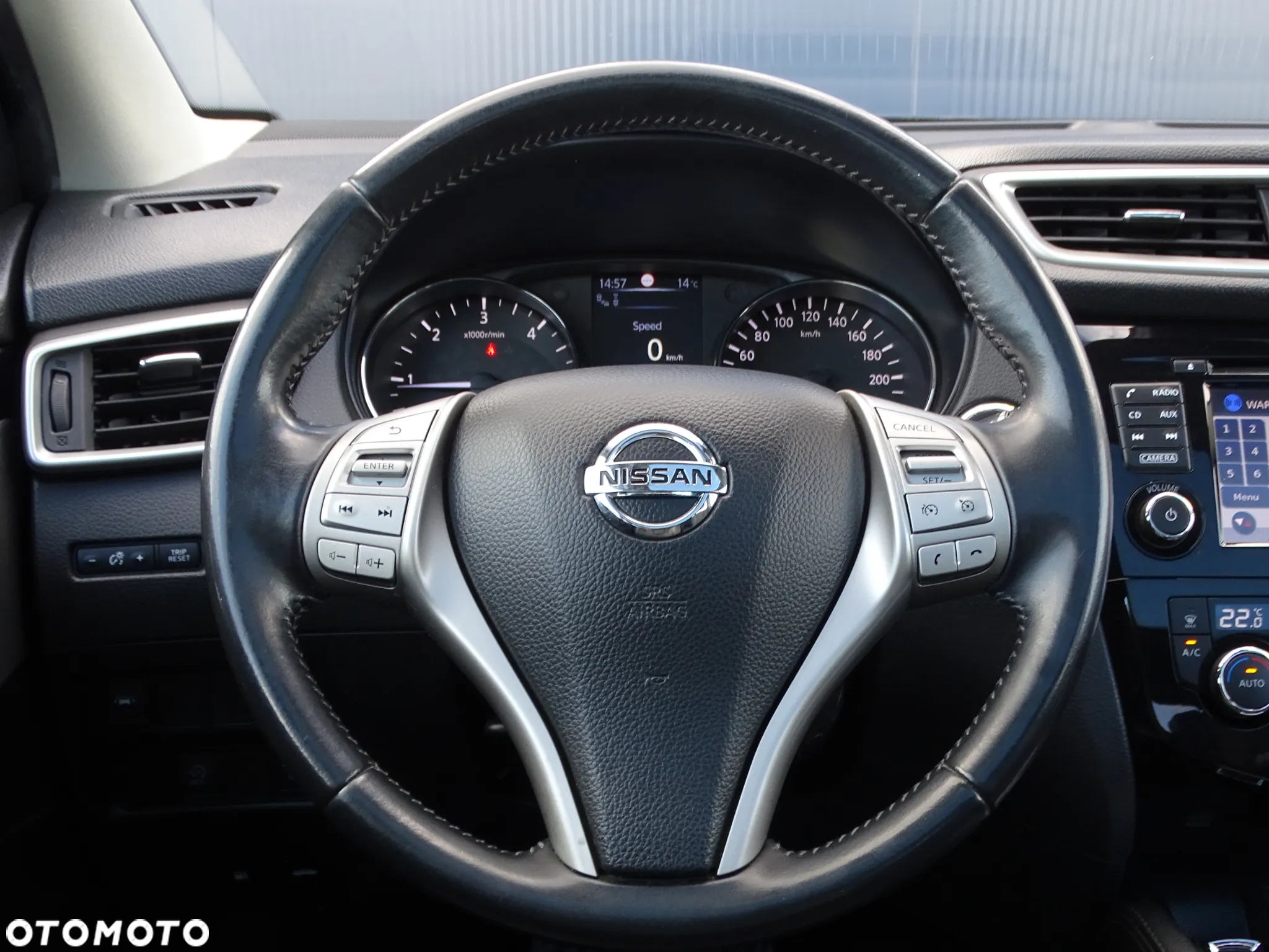 Nissan Qashqai - 12