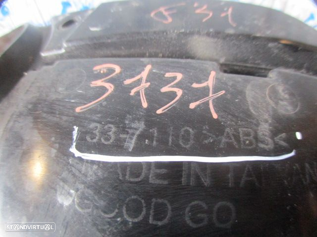 Grelha Friso 337110 BMW F31 2014 320D 163CV 5P CINZA ESQ Danificado Apoios Partidos GRE PC - 6