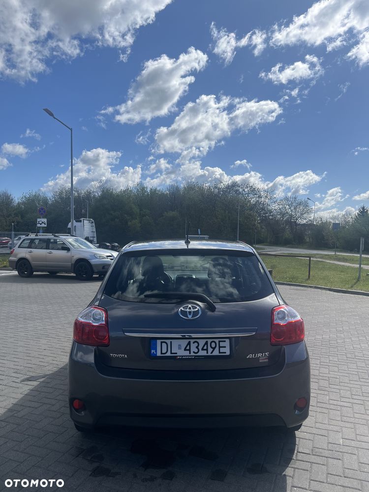 Toyota Auris 1.4 D-4D Terra - 6
