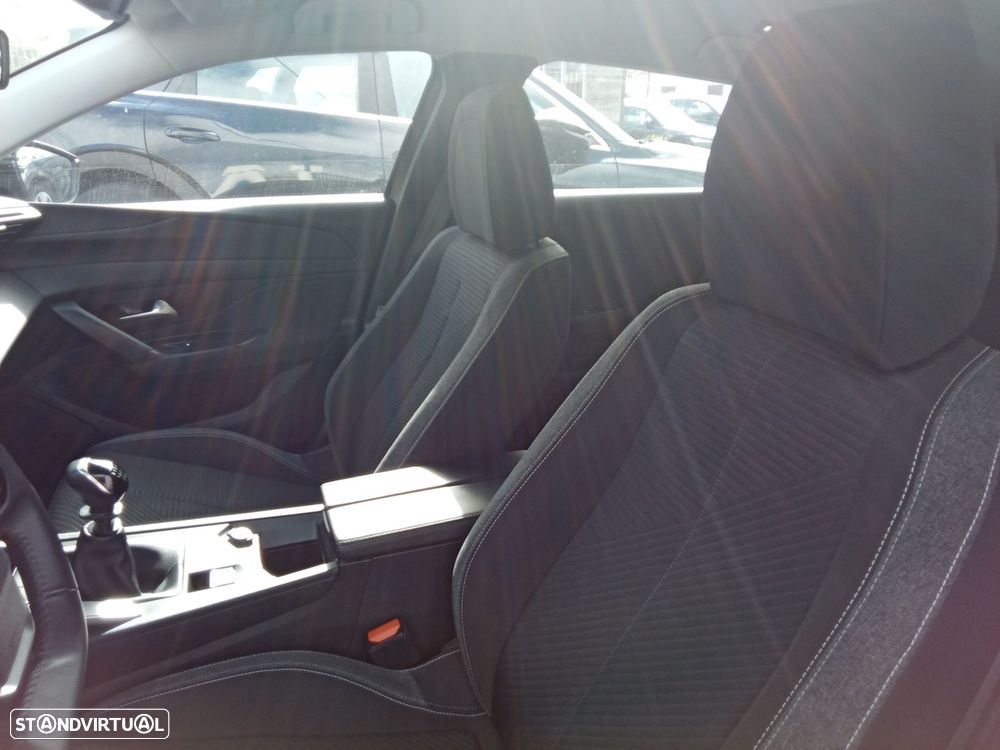 Peugeot 308 SW 1.5 BlueHDi Active - 27