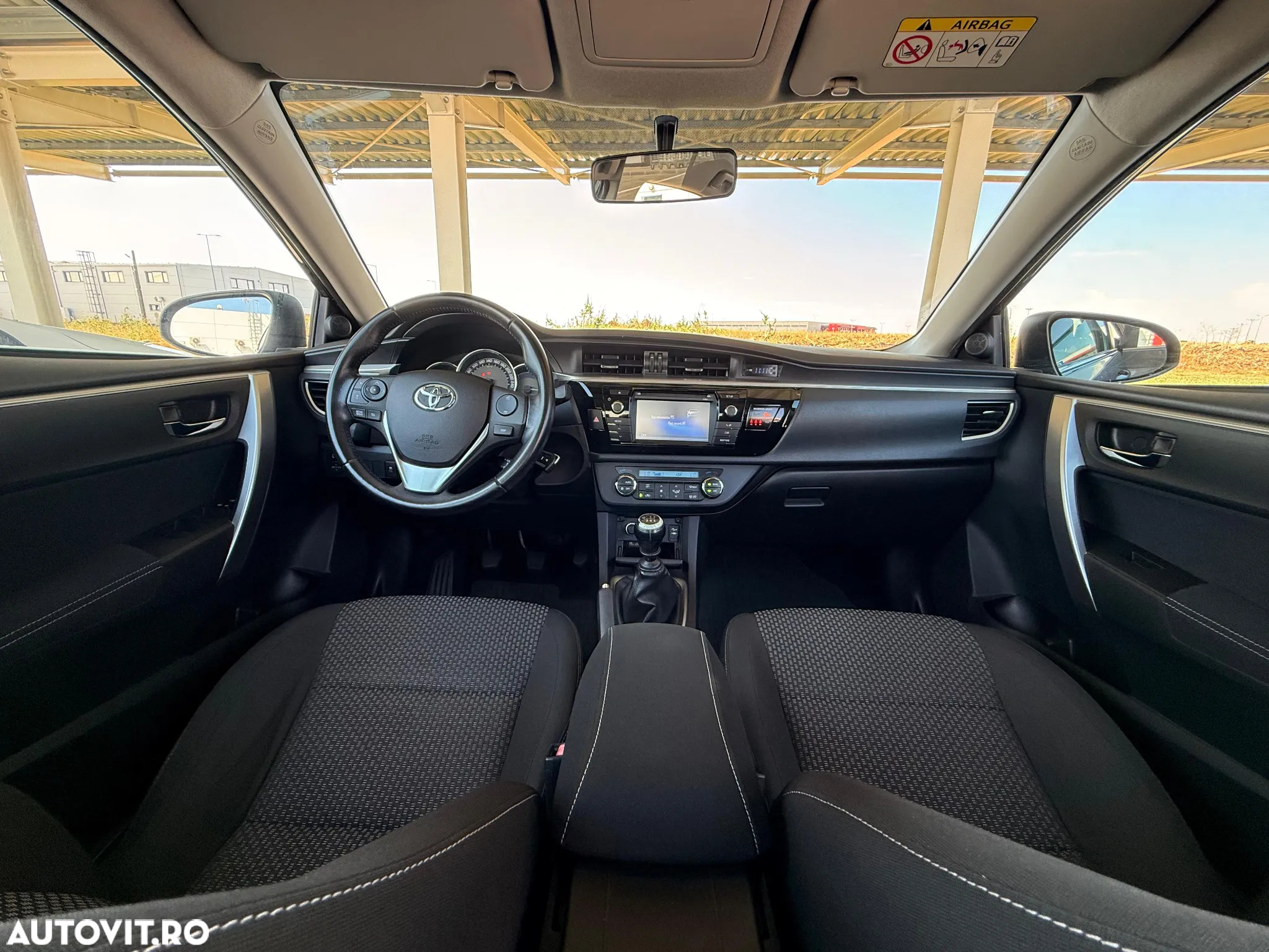 Toyota Corolla 1.6 Luna - 4