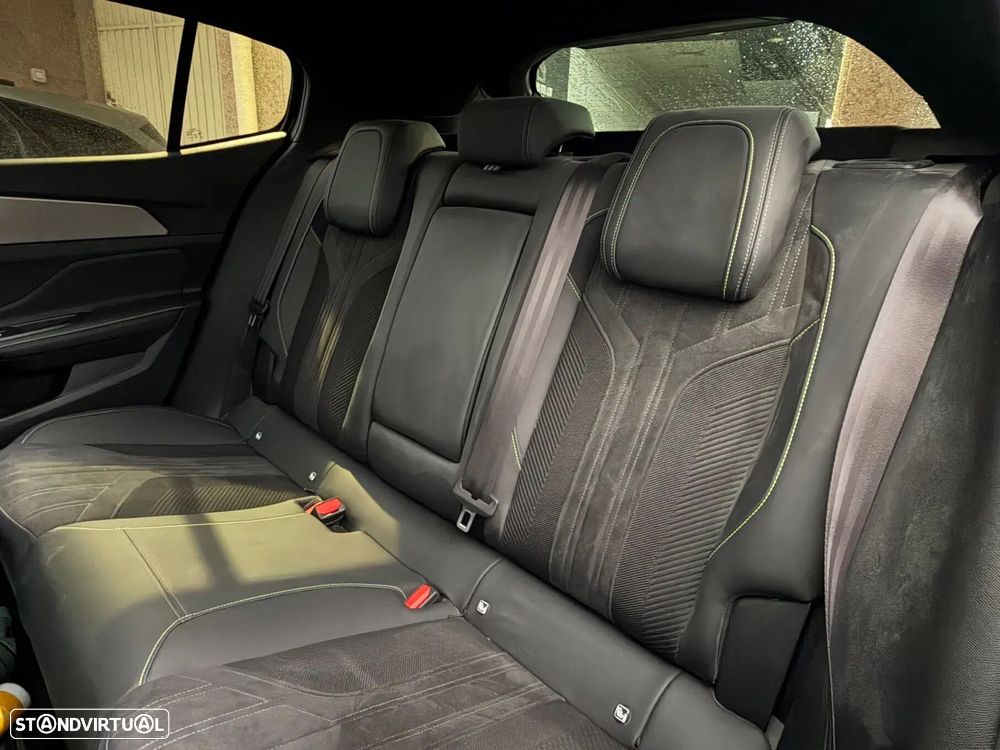 Peugeot 408 1.6 Hybrid GT e-EAT8 - 12