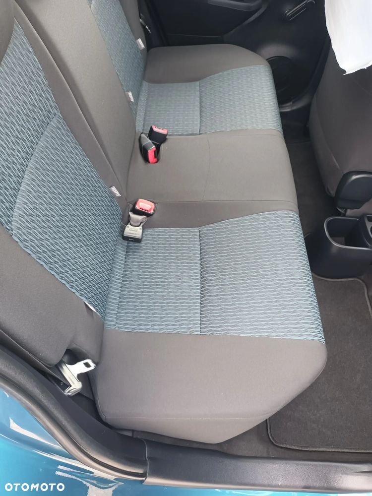 Toyota Yaris 1.33 VVT-i Executive - 25