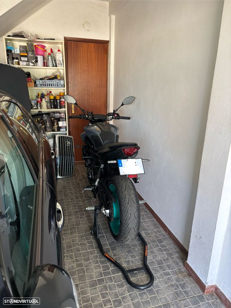 Yamaha MT-07 - 10