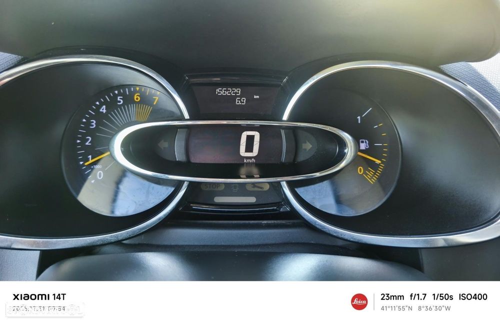 Renault Clio 1.2 16V 75 Collection - 31