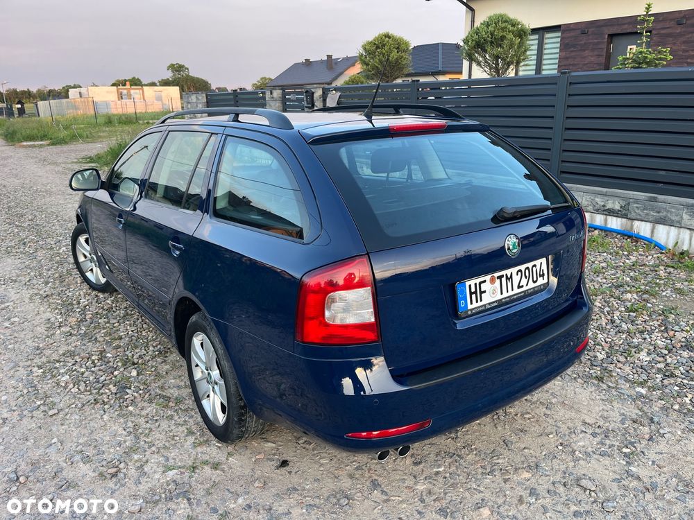 Skoda Octavia 2.0 TDI DSG Elegance - 11