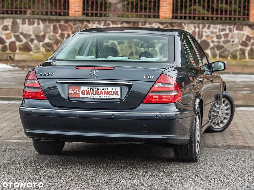 Mercedes-Benz Klasa E 200 CDI Elegance - 9