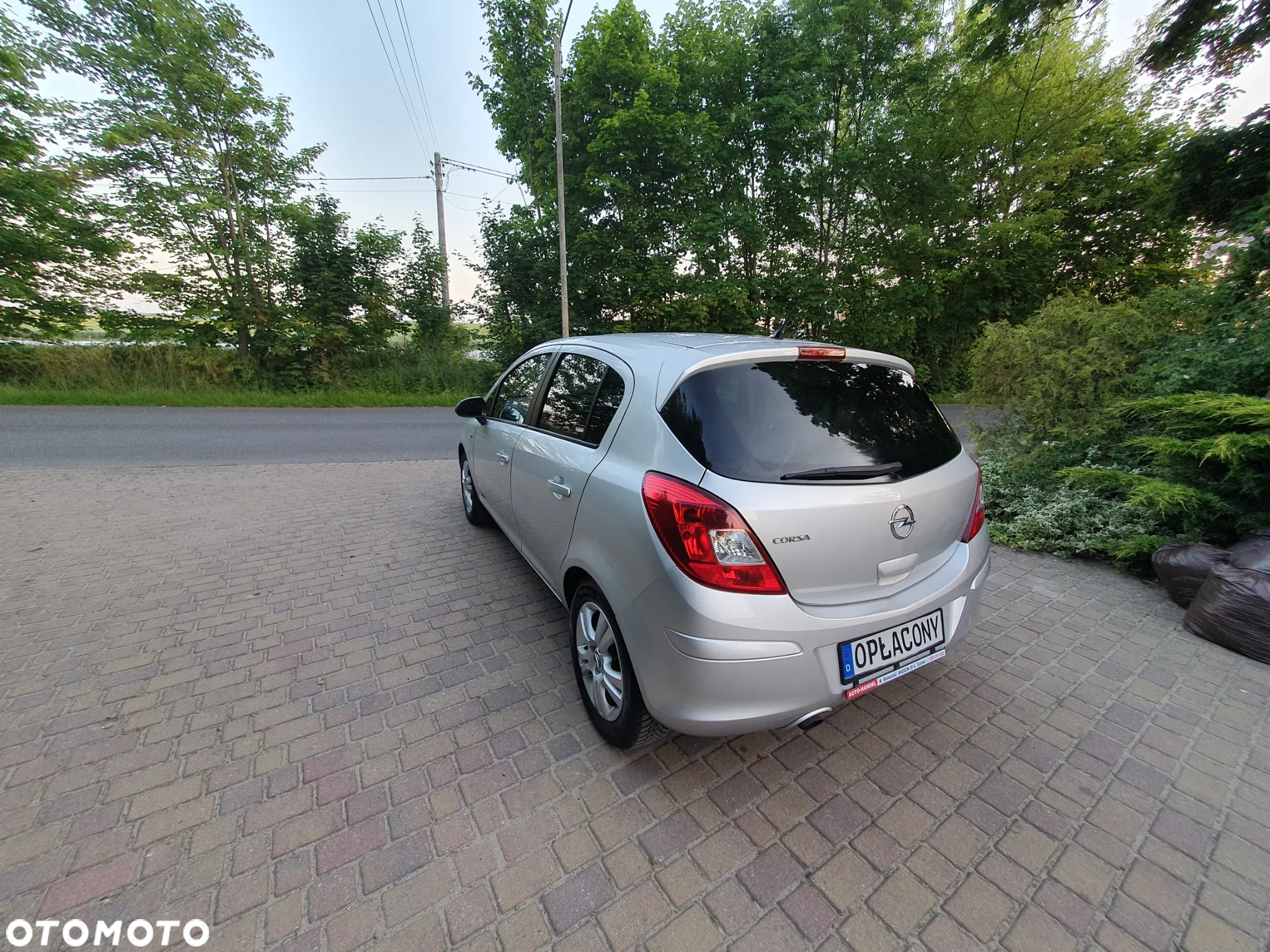 Opel Corsa 1.4 16V Edition - 5
